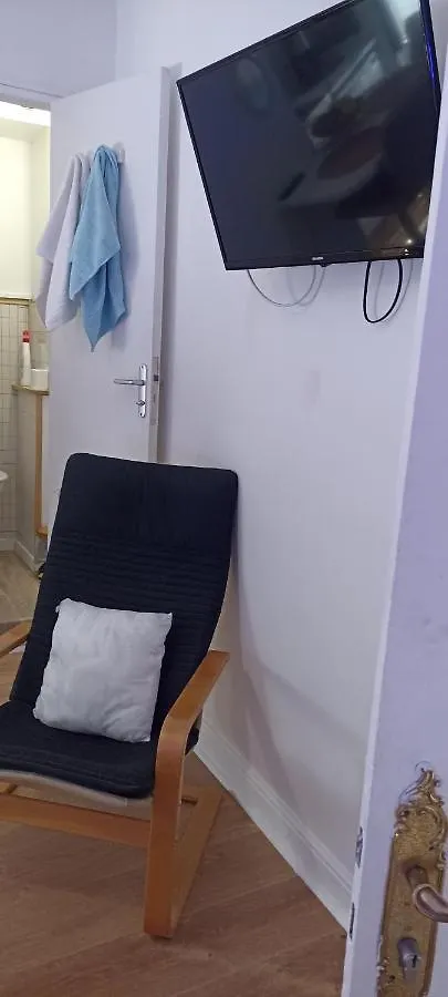 Studio City 3 De La Contrescarpe D'אמיינס דירה